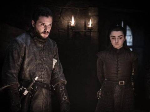 Game Of Thrones Season 8 Theories Theon Greyjoy To Die Protecting