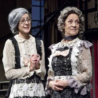 Arsenik I Stari Danteli Postanovka V Teatr Blgarska Armiya Theatre Art Bg
