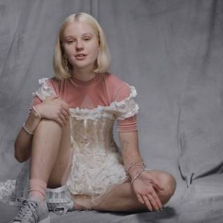 Oceaan Bergbeklimmer mengsel Disgusting': Swedish model gets rape threats for ad featuring unshaven legs  | Start Magazine