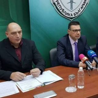 Onlajn Vestnik Struma Sinya Lampa Prokuraturata Obyavi Arestuvani Sa Znakovi Figuri Ot Tezhkiya Kriminalen Kontingent V Burgas Start Magazine