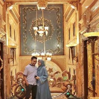 Arie Untung Terpesona dengan Kemegahan Rumah Berlapis Emas ...